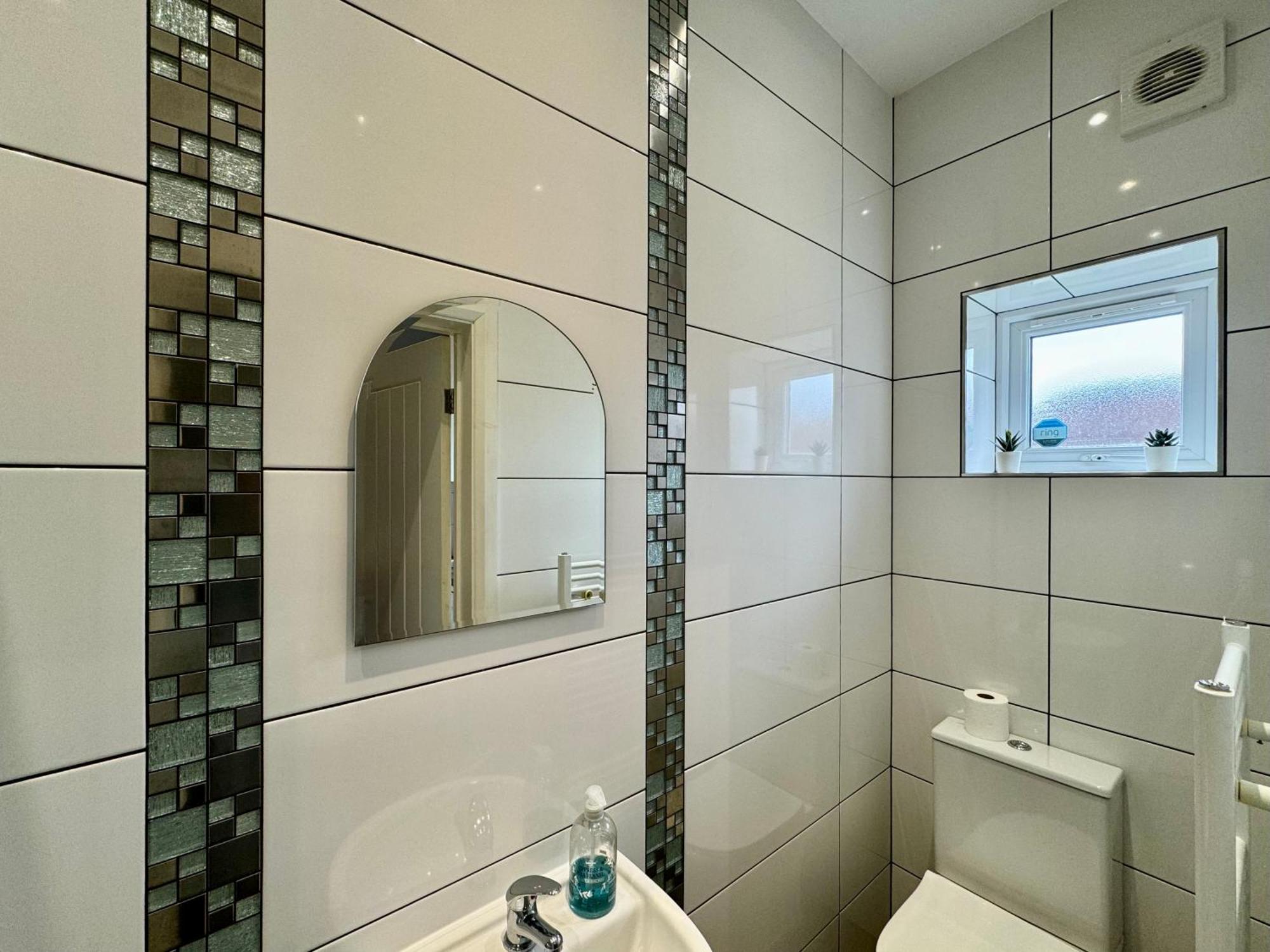 Limpenny Studio - Cityscape Cozy Corner Nottingham Bagian luar foto